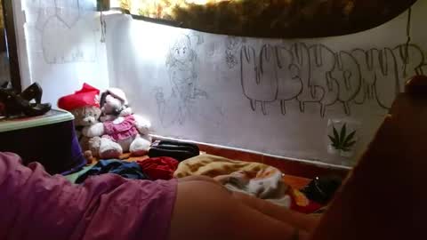 Snapshot of xxx_morena chatting on 12/07/24, 02:13   LILI  online show from 12/07/24, 02:13