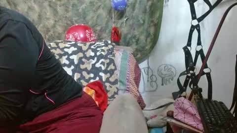 Snapshot of xxx_morena chatting on 12/16/24, 11:12   LILI  online show from 12/16/24, 11:12