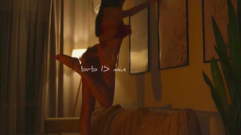 Molly online show from 11/06/25, 10:05