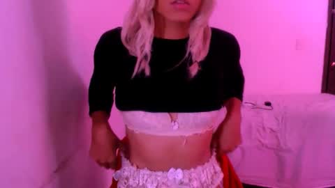 Chiara online show from 04/05/26, 09:01