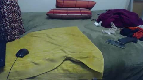 Ayanda online show from 04/11/26, 11:03