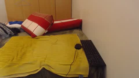 Ayanda online show from 04/21/26, 03:17