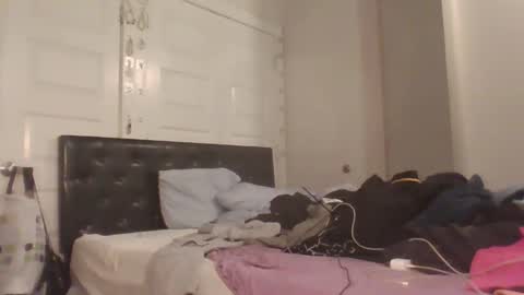 Snapshot of xxxdanidoomsdayxxx chatting on 09/24/25, 04:54 Danielle online show from 09/24/25, 04:54