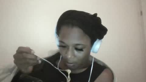 Danielle online show from 06/02/26, 06:43