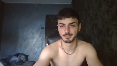 xxxdonpuiuuxxx online show from 02/05/25, 01:44