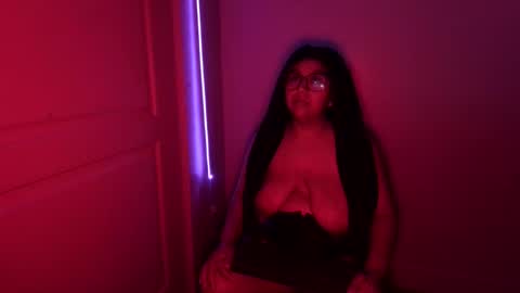Snapshot of xxxenmascaradosxxx chatting on 05/16/26, 05:59 Parejahot69 online show from 05/16/26, 05:59