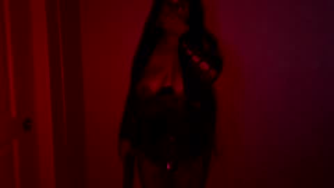 Snapshot of xxxenmascaradosxxx chatting on 08/05/26, 06:27 Parejahot69 online show from 08/05/26, 06:27