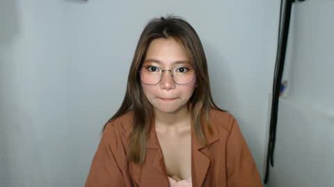 Snapshot of xxxforyouonlyxxx chatting on 01/13/25, 03:47 inday pinay online show from 01/13/25, 03:47