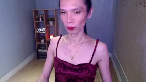 Snapshot of xxxfuckgirlyumsxxx chatting on 02/17/25, 05:10 Your Princess Yums online show from 02/17/25, 05:10