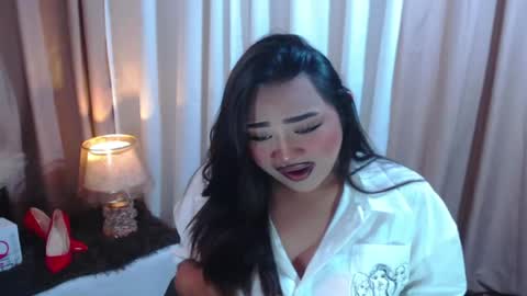 OLIVIA online show from 04/17/26, 02:31