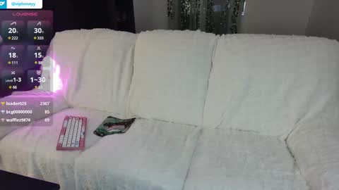 Snapshot of xxxhoneyxx chatting on 02/19/25, 02:01 Onlyfanz online show from 02/19/25, 02:01