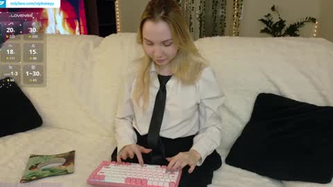 Onlyfanz  online show from 11/22/25, 09:58