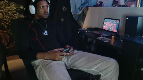 xxxjrstrokesxxx online show from 03/05/25, 06:01