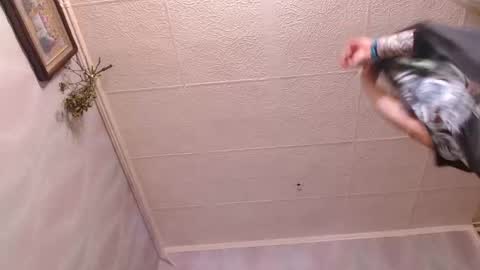 isa and gonzo online show from 12/28/24, 10:03