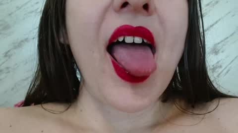 Lola online show from 02/27/25, 09:00