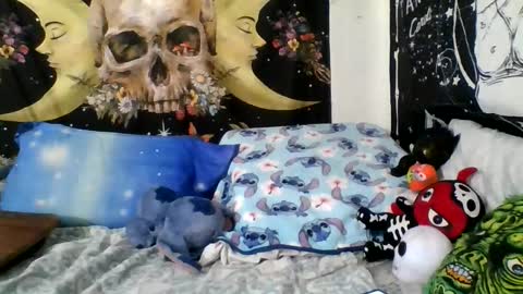 Snapshot of xxxmistymoansxxx chatting on 11/12/25, 09:32 Misti online show from 11/12/25, 09:32