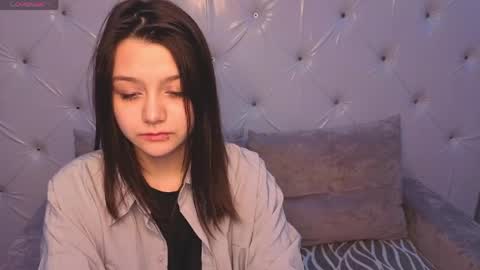 foxy online show from 04/18/26, 09:35