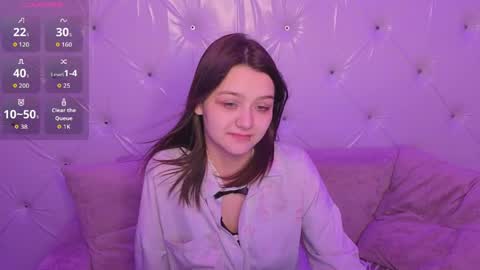 foxy online show from 04/22/26, 07:04