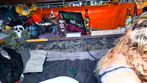 XXXQueenMandyDickenz online show from 11/15/25, 10:04