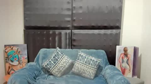 Sara online show from 02/18/25, 04:58