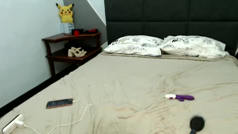 xxxur_wild_asianxxx online show from 03/04/25, 12:55