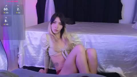 Snapshot of xxxvandersexxx chatting on 06/12/26, 10:47 July and Fer online show from 06/12/26, 10:47
