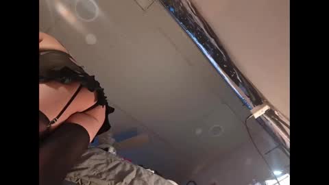 Xzbib online show from 12/09/24, 06:35