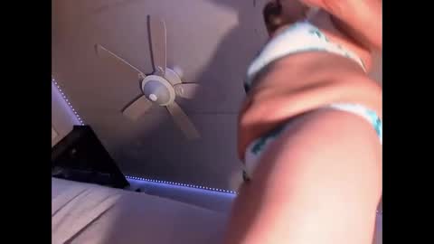 Xzbib online show from 01/02/25, 02:02