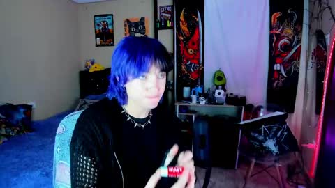 Snapshot of xzerox_ chatting on 05/19/26, 01:56 xzerox_ online show from 05/19/26, 01:56