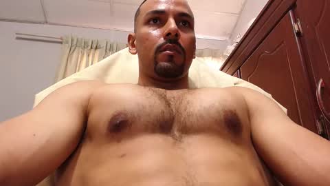  Yago Fox  online show from 12/12/24, 09:58