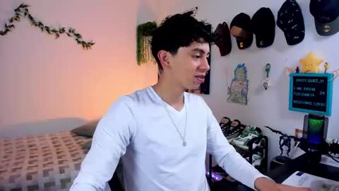 Snapshot of yaiden_11 chatting on 11/01/25, 10:06 YAIDEN online show from 11/01/25, 10:06