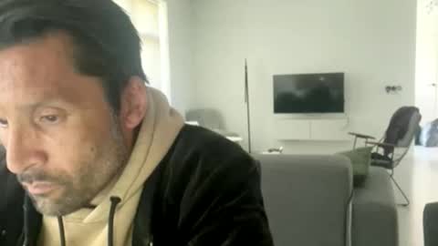 yallayalla1806 online show from 05/18/26, 02:45