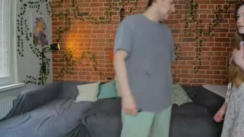 Snapshot of yami_yami_yami chatting on 02/04/26, 09:59 Mia and Andry online show from 02/04/26, 09:59