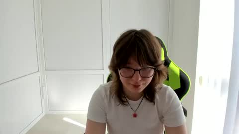 Sofia online show from 06/23/26, 06:33