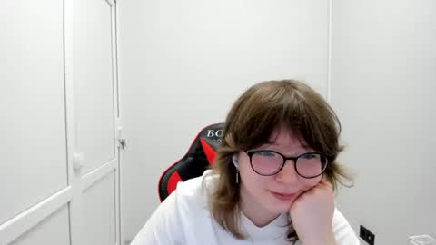 Sofia online show from 06/27/26, 06:29