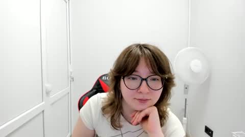 Sofia online show from 07/18/26, 07:01