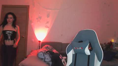 Snapshot of yamilean chatting on 01/07/25, 08:42 Yami online show from 01/07/25, 08:42