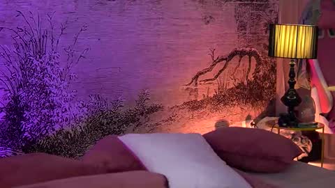 Yamira online show from 11/04/25, 06:51