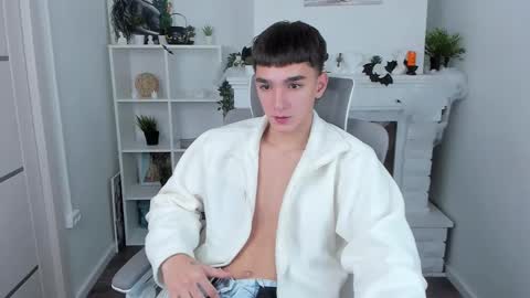 yamitwink online show from 10/25/25, 10:15