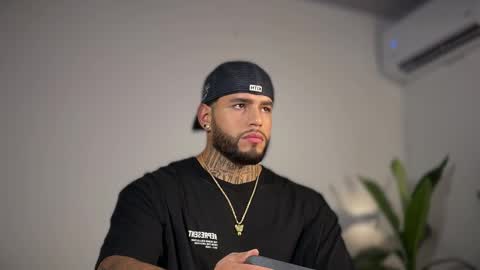 yamp sambrano online show from 11/17/25, 04:29