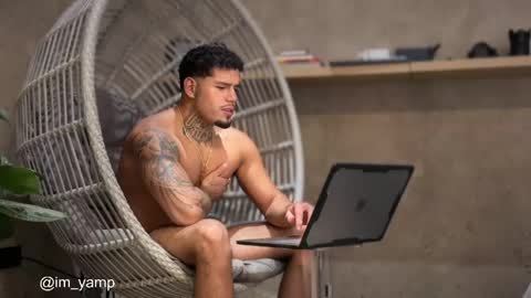 yamp sambrano online show from 04/19/26, 01:10