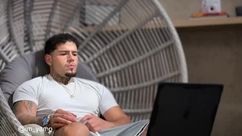 yamp sambrano online show from 04/21/26, 10:12