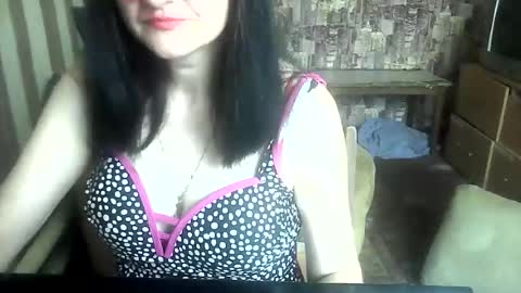 Snapshot of yanafiesta chatting on 07/14/26, 12:00 yanafiesta online show from 07/14/26, 12:00