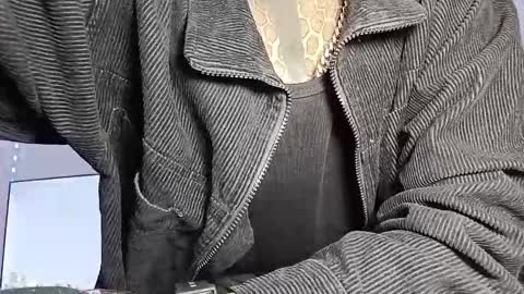 Yan online show from 05/01/26, 08:08