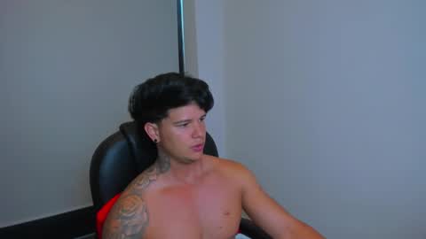 new here online show from 11/28/25, 12:19