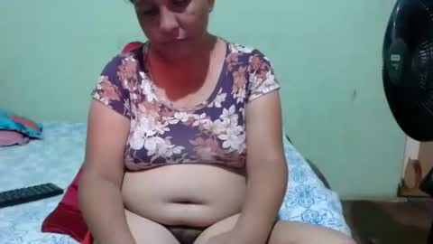 yann40247 online show from 02/15/26, 09:55