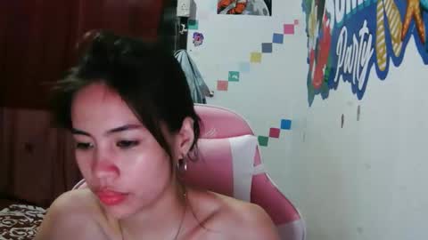 Snapshot of yannifayeee chatting on 11/04/25, 06:07 Yanni online show from 11/04/25, 06:07