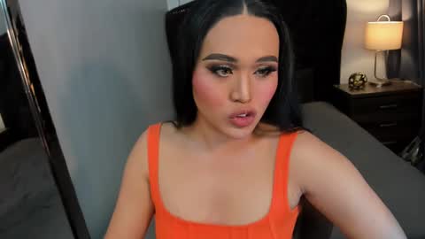 Snapshot of yanny_xoxo chatting on 01/30/25, 07:15 Allisonn online show from 01/30/25, 07:15