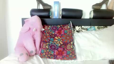 Yara online show from 03/26/26, 04:12