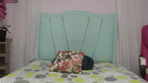 Yara online show from 03/17/26, 01:32